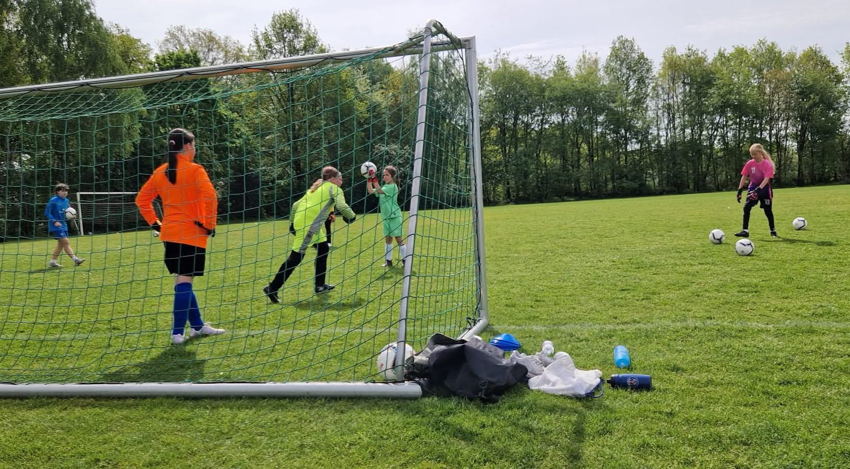 De selectiekeeperstraining van Joëlle is succesvol afgerond.