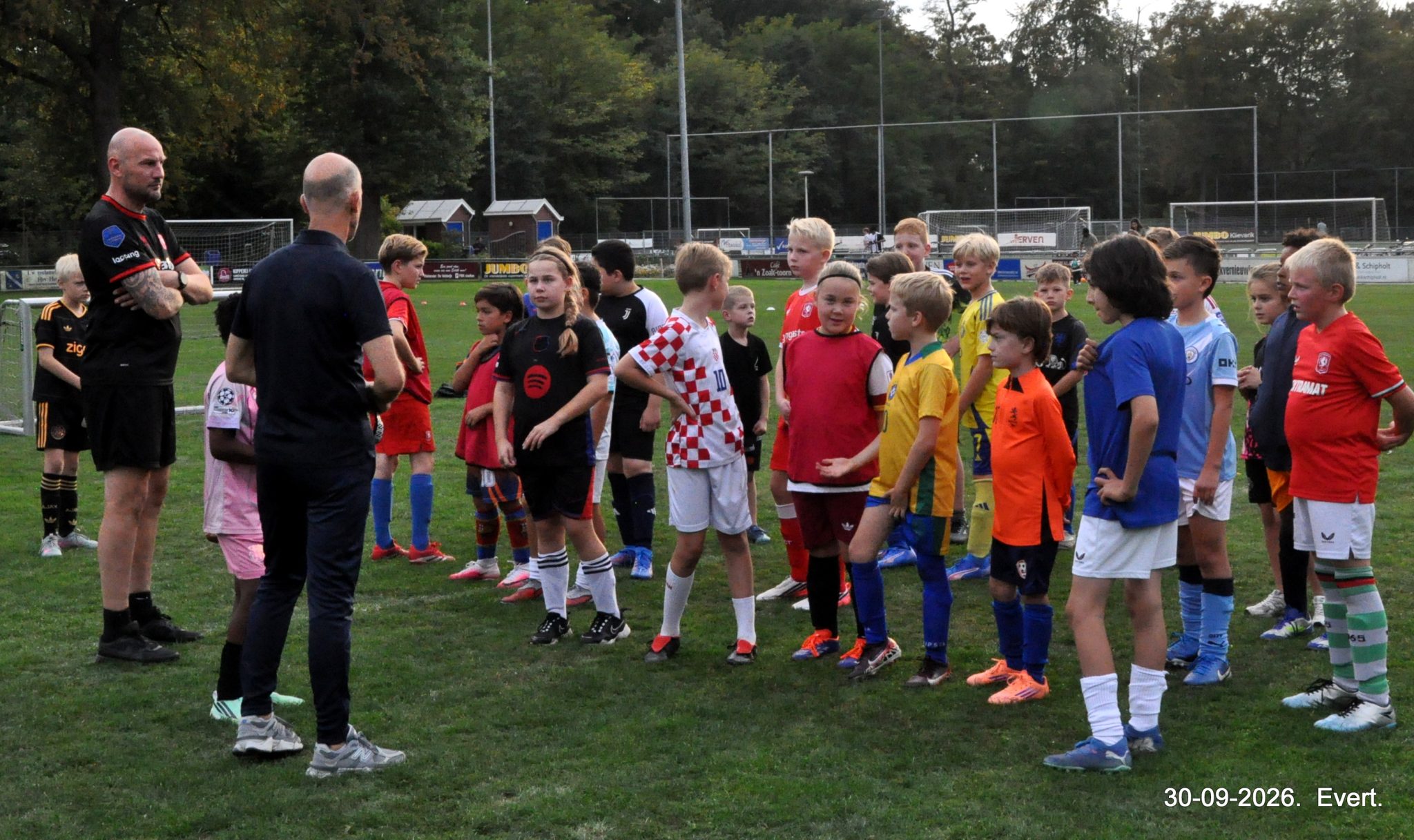⚽ Voetbalclinic bij HVV-Hengelo – 30 september 2026 💙🤍