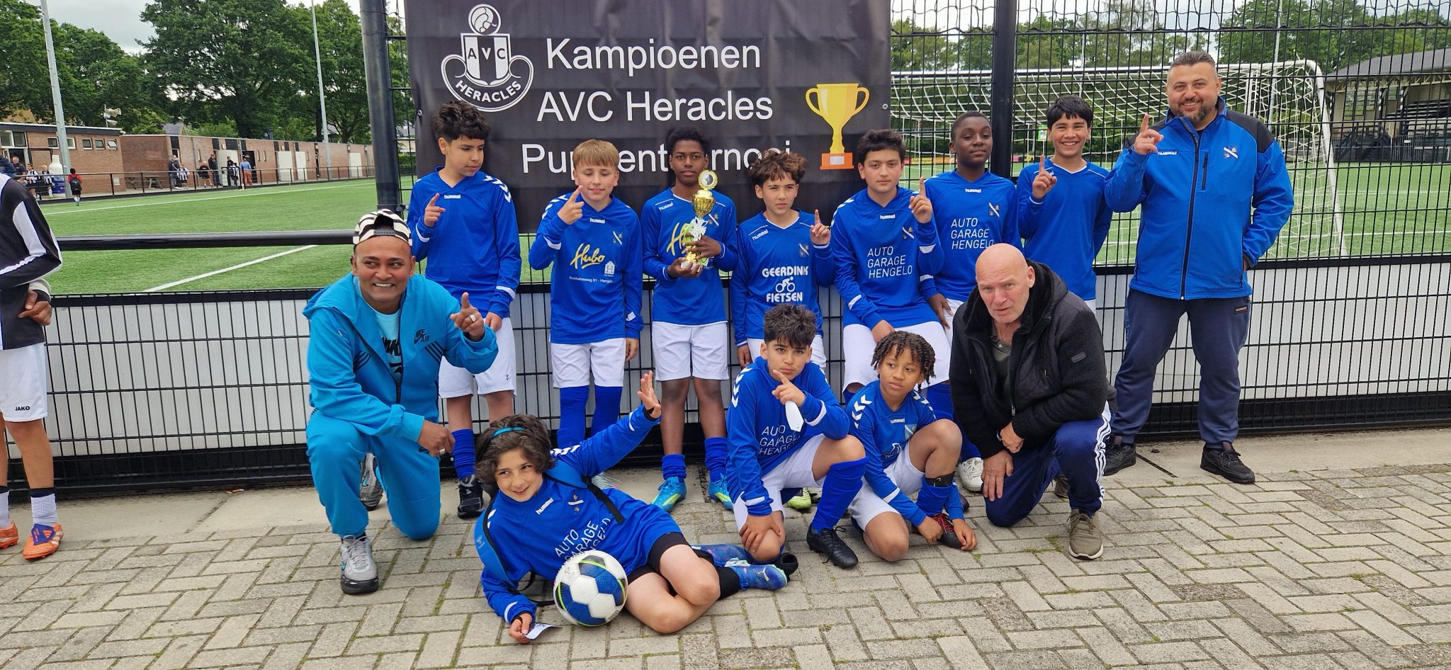 🏆⚽ Toernooiwinst voor JO12-1 bij AVC Almelo – 13 juni ⚽🏆
