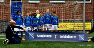 JO10-1 KAMPIOEN 4