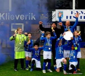 JO10-1 KAMPIOEN HOOFDKLASSE FASE 2 2