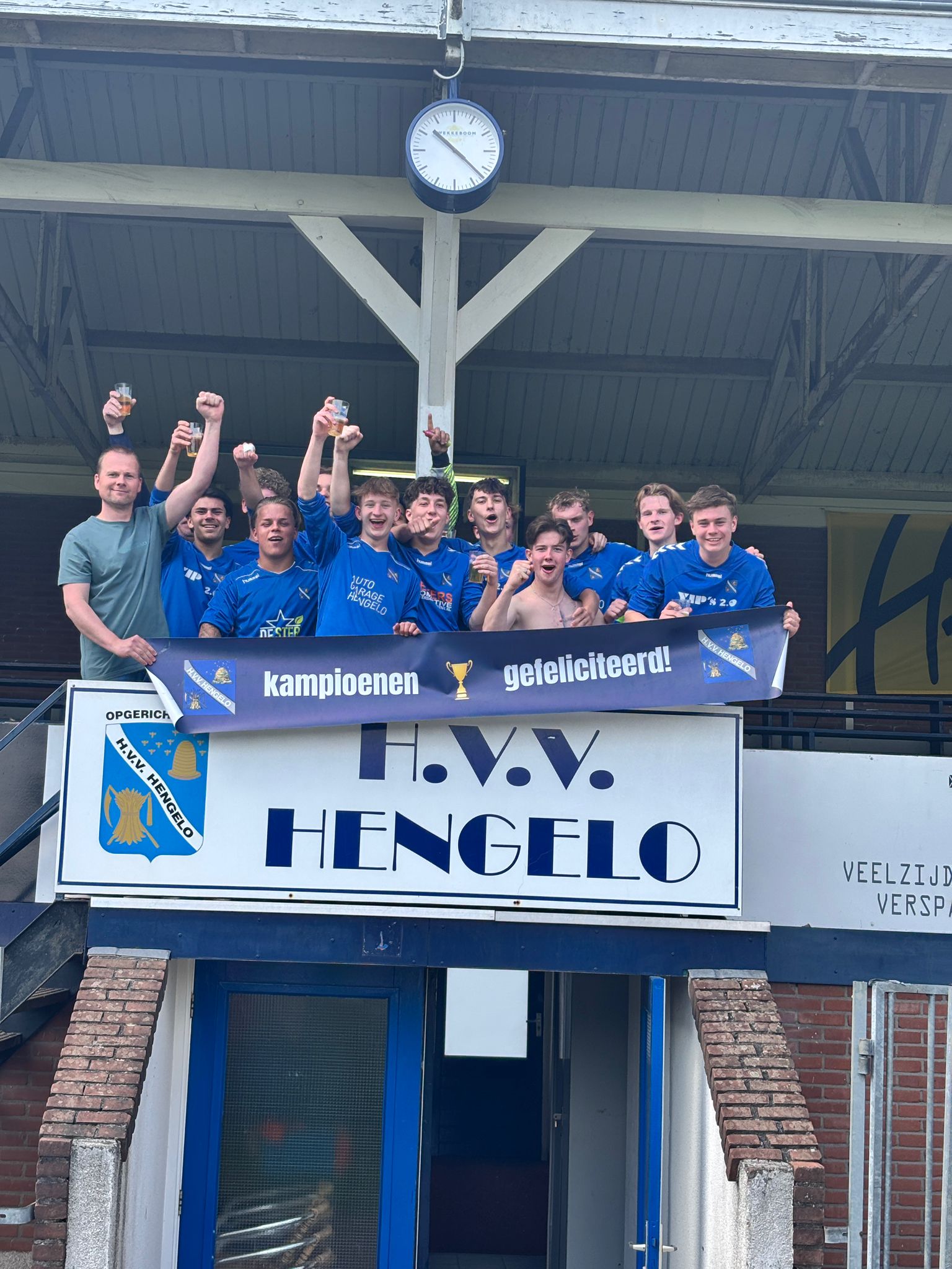 JO19-1 KAMPIOEN!!